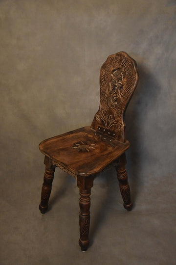 Handcrafted Carving Wooden Foldable Chair